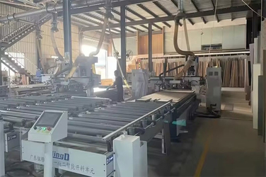 Foshan DongYa Furniture Co., Ltd. productielijn van de fabrikant