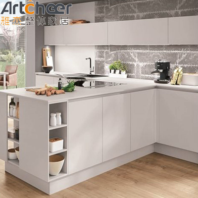 kopen Custom Size Gloss Finish Maple Keukenkasten met Modern Metal Island Eettafel online vervaardiging