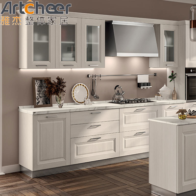 Duurzaam ontwerper Massivhout Melamine Keukenkast Italiaans ontwerp voor moderne huizen