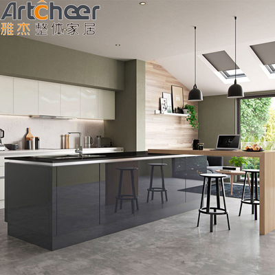 Luxe modulaire keukenkast met een eenvoudig ontwerp en een hoge glans 2pac lak afwerking