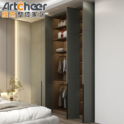 Moderne stijlvolle, op maat gemaakte houten garderobe en complete walk in closet set.